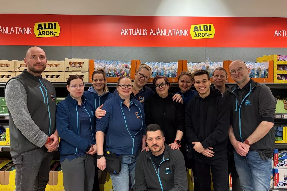 ALDI Báthory Street team