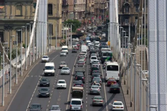 Budapest car traffic