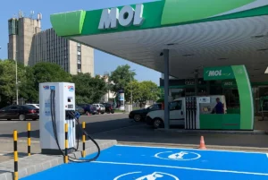 MOL Plugee EV