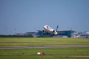 airplane at budapest airport