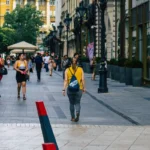 people-street-budapest
