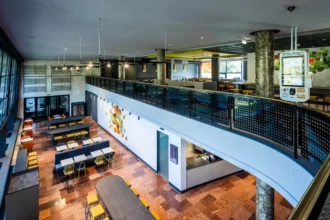 McDonald’s Erzsébet Square bus terminal