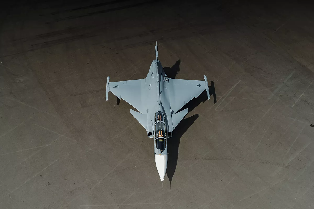 Gripen F