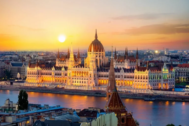 summer budapest