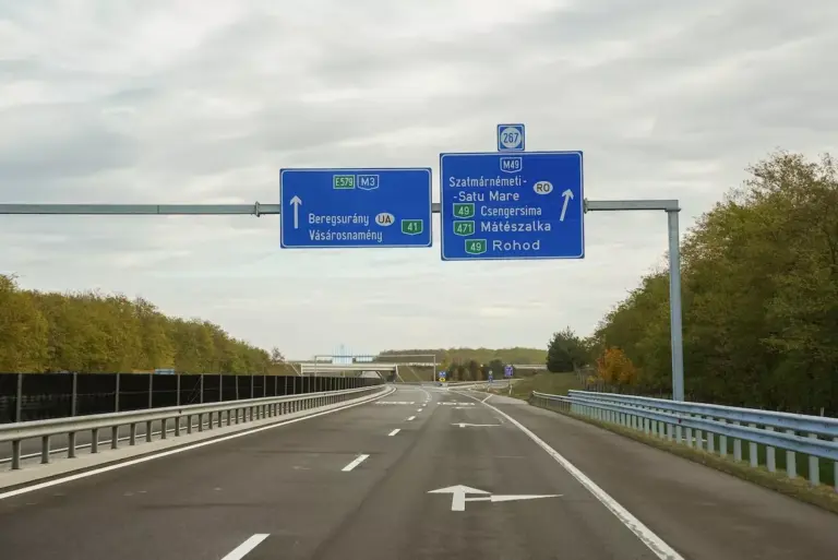 M49 expressway