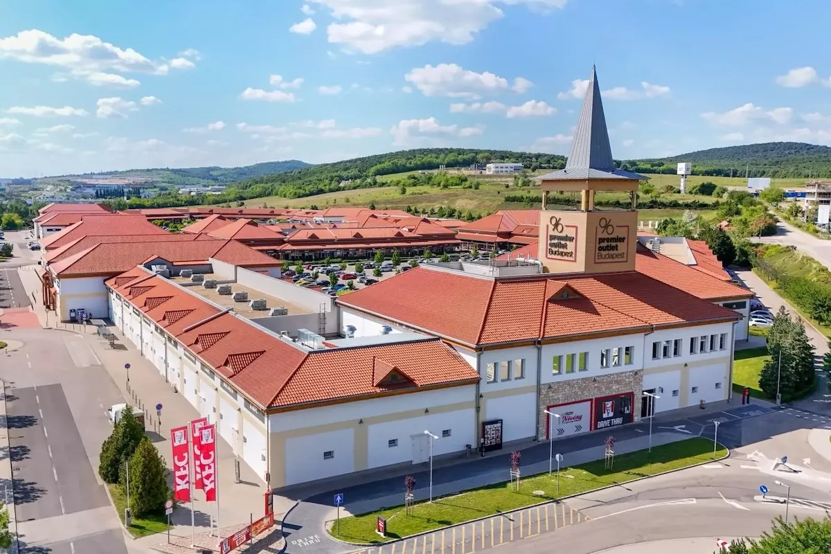 premier outlet budapest